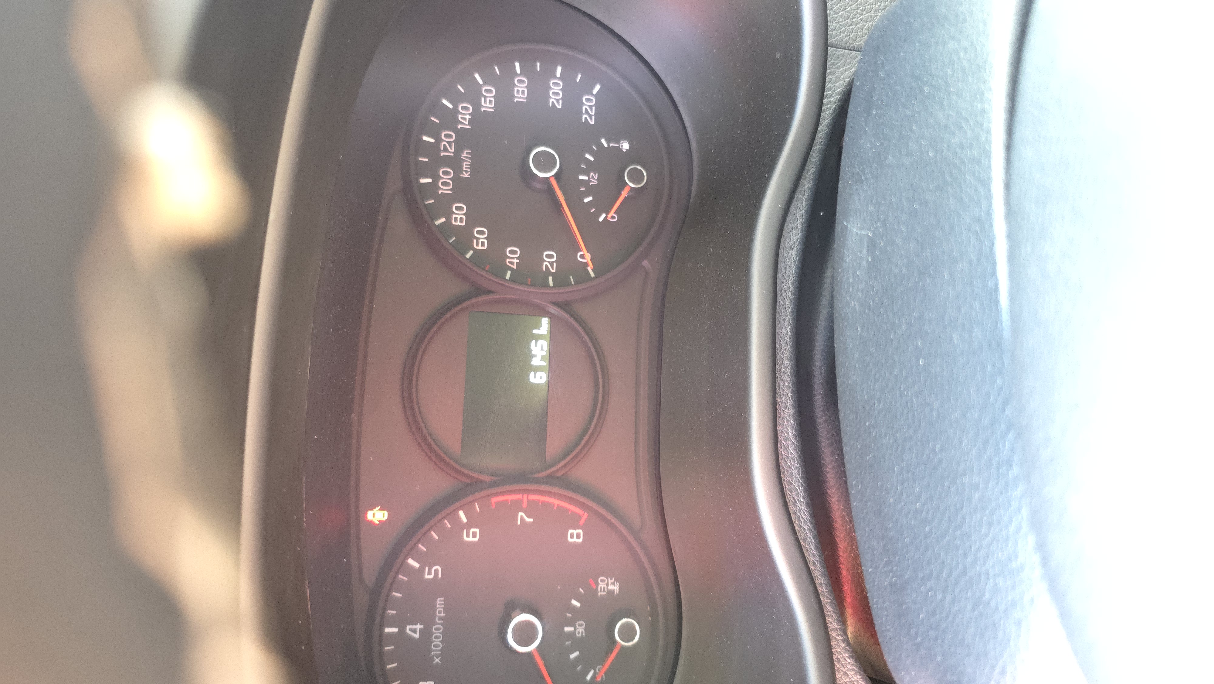 Kia Picanto pop 2023 — photo 4